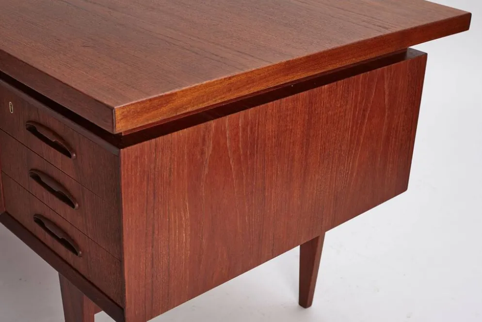 Bureau en teck du milieu du siècle, Danemark années 1960