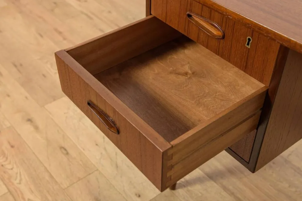 Bureau en teck en forme de rein, libre, des années 1960, Danemark