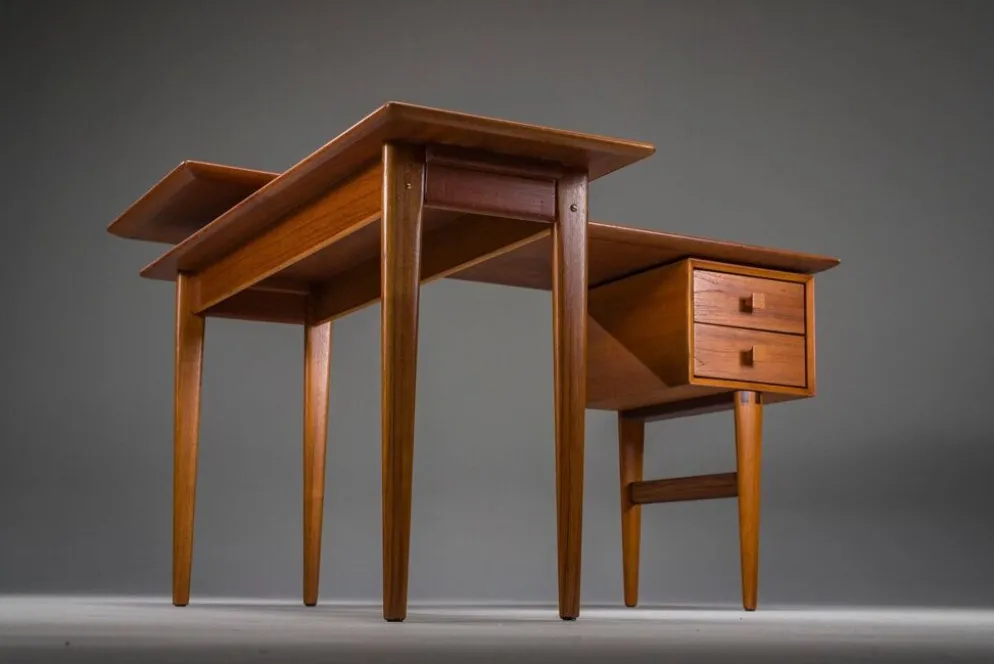 Bureau en teck en L de style mid-century moderne, années 1970