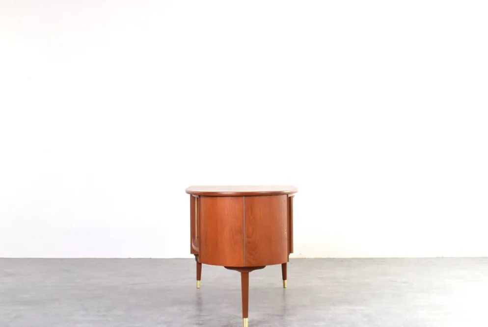 Bureau en teck organique du milieu du siècle de Sola Møbler, années 1960.