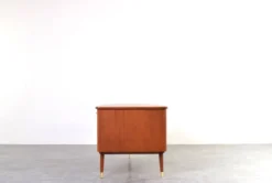 Bureau en teck organique du milieu du siècle de Sola Møbler, années 1960.