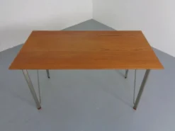 Bureau en teck 3605 par Arne Jacobsen pour Fritz Hansen, années 1950