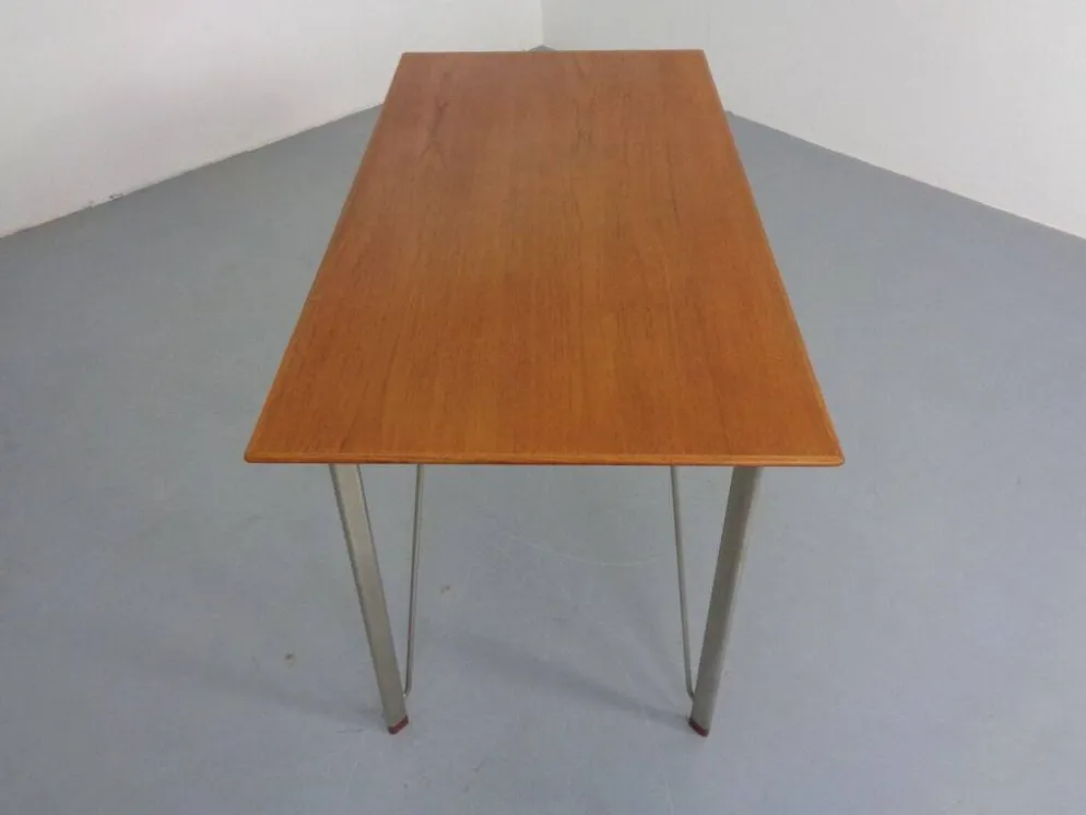 Bureau en teck 3605 par Arne Jacobsen pour Fritz Hansen, années 1950