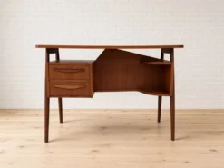 Bureau en teck petit danois par Gunnar Nielsen pour Tibergaard