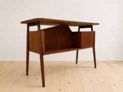 Bureau en teck petit danois par Gunnar Nielsen pour Tibergaard