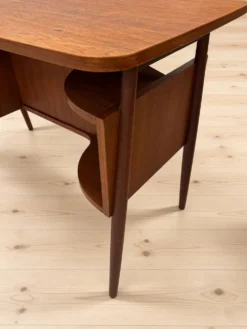 Bureau en teck petit danois par Gunnar Nielsen pour Tibergaard