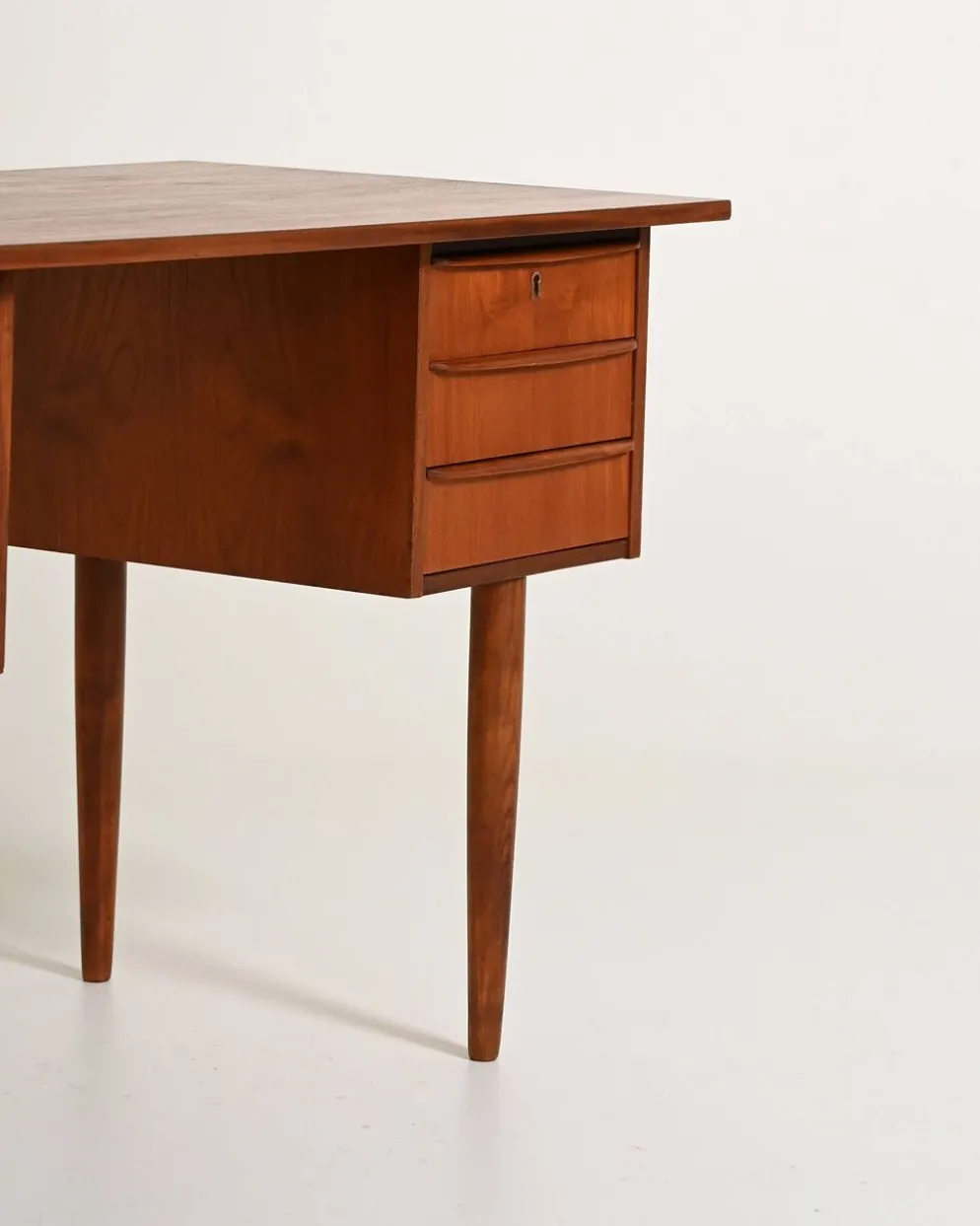 Bureau en teck scandinave, années 1960