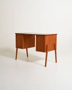Bureau en teck scandinave, années 1950