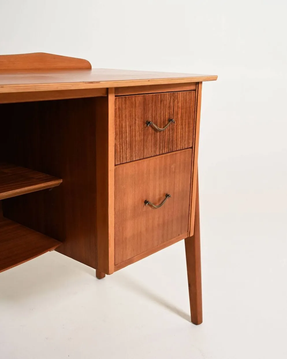 Bureau en teck scandinave, années 1950