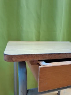 Bureau et chaise d’écolier vintage
