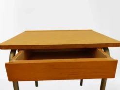 Bureau et chaise d’écolier vintage