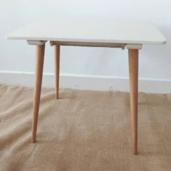 Bureau et chaise enfant baumann
