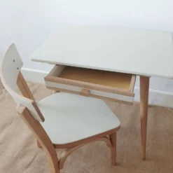 Bureau et chaise enfant baumann