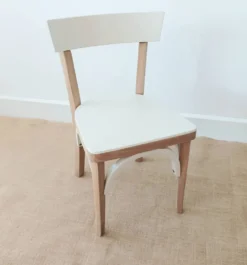 Bureau et chaise enfant baumann