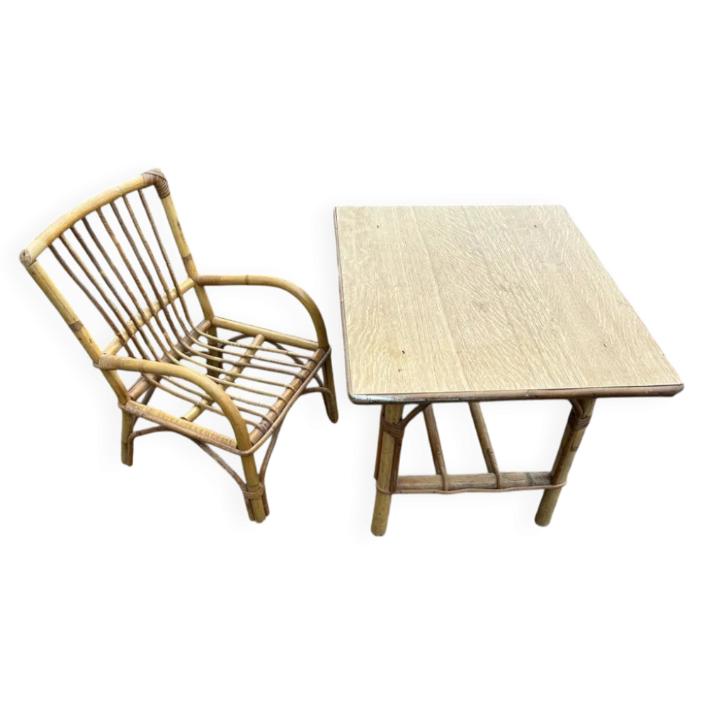 Bureau et chaise enfant en rotin