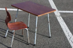 Bureau et chaise enfant galvanitas oosterhout