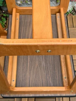 Bureau et chaises traîneau enfants en bois et formica 1970