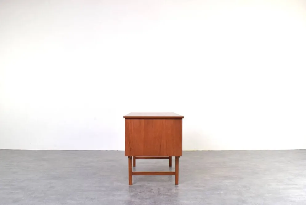 Bureau exécutif en teck danois de style mid-century moderne, années 1960