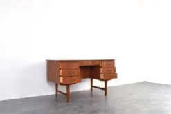 Bureau exécutif en teck danois de style mid-century moderne, années 1960