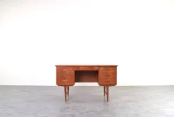 Bureau exécutif en teck danois de style mid-century moderne, années 1960