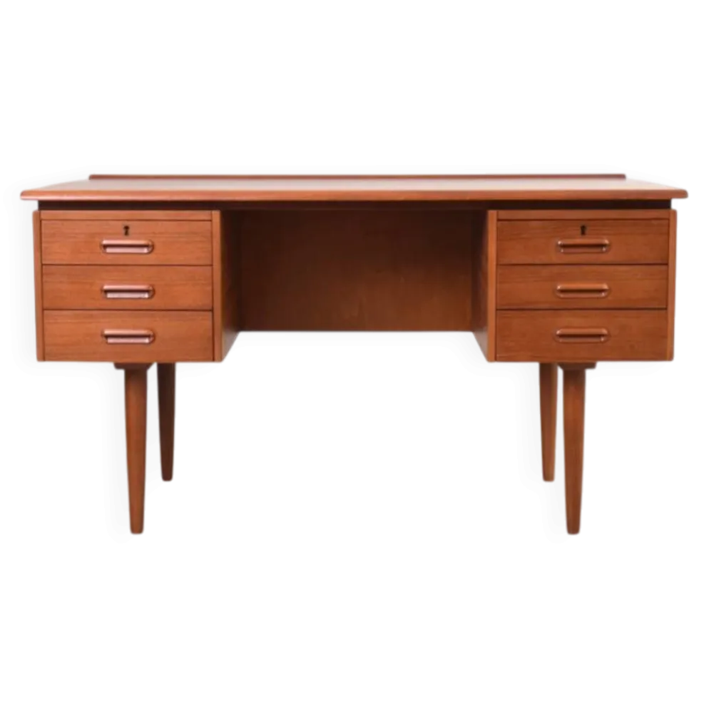 Bureau exécutif en teck danois des années 1960.