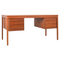 Bureau exécutif en teck du milieu du siècle par Torbjørn Afdal pour Bruksbo, années 1960.