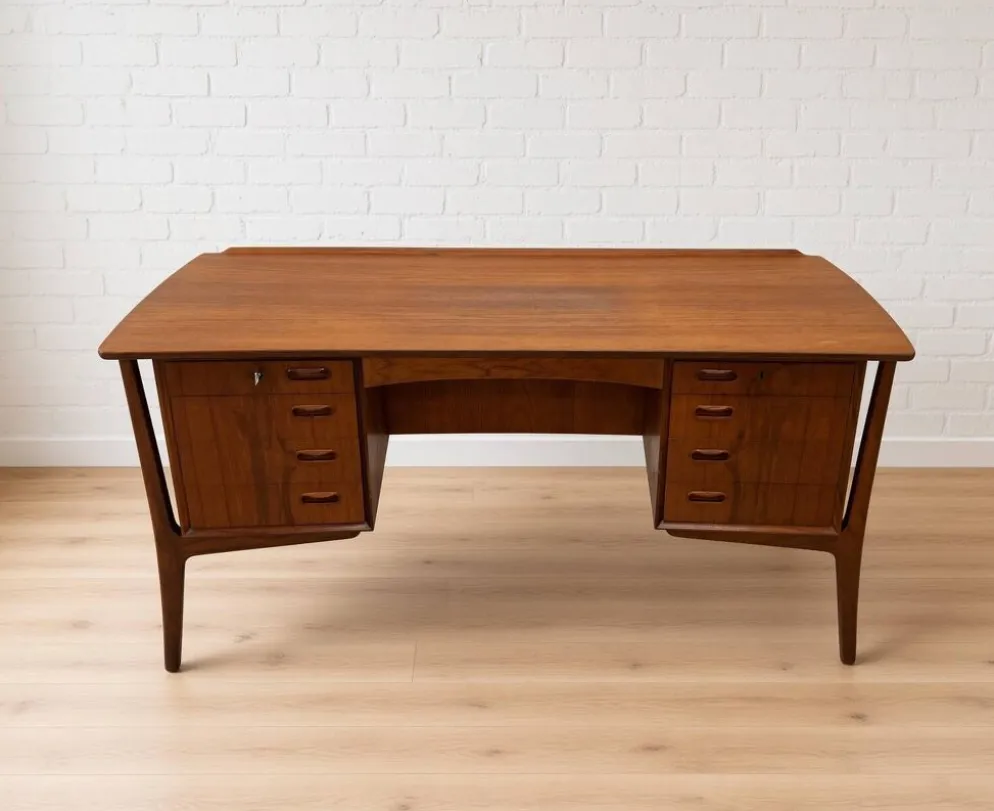 Bureau exécutif en teck Svend Aage Madsen, années 1960