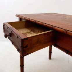 Bureau français faux bambou en pin - Début du 20ème siècle