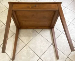 Bureau 1 grand tiroir en bois massif chêne 1950 78x58cm