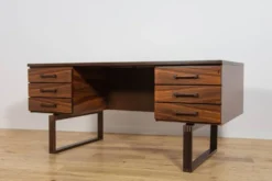 Bureau indépendant en palissandre du milieu du siècle par Torben Valeur et Henning Jensen pour Dyrlund, Danemark, années 1960.