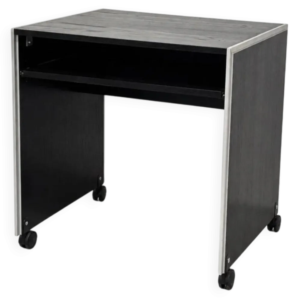 Bureau informatique vintage noir sur roulettes avec bordure en aluminium