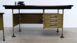 Bureau italien par Studio BBPR pour Olivetti