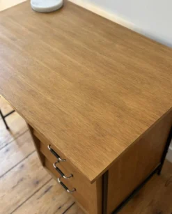Bureau moderniste années 60