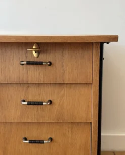 Bureau moderniste années 60