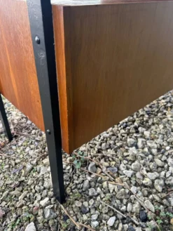 bureau moderniste des années 50