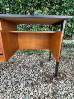 bureau moderniste des années 50