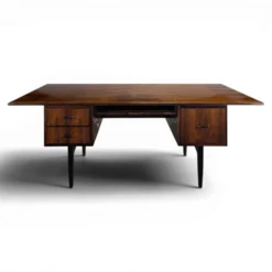 Bureau moderniste en bois exotique