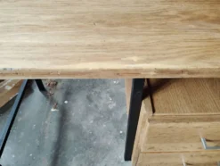 Bureau moderniste ou industriel
