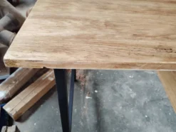 Bureau moderniste ou industriel