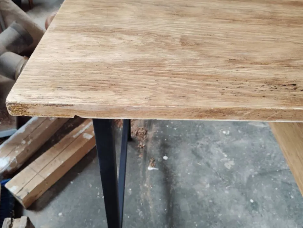 Bureau moderniste ou industriel