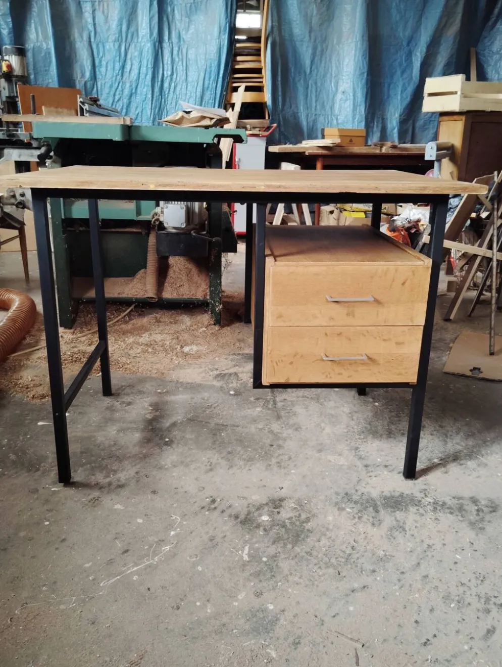 Bureau moderniste ou industriel