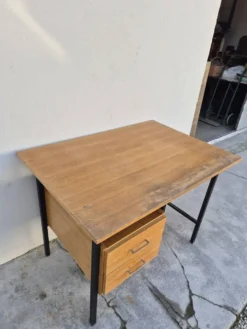 Bureau moderniste vintage design en chêne 1950s