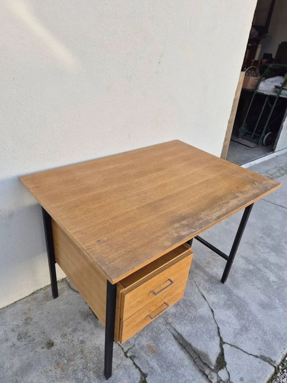 Bureau moderniste vintage design en chêne 1950s