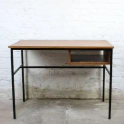 Bureau modèle