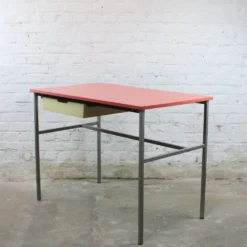 Bureau modèle