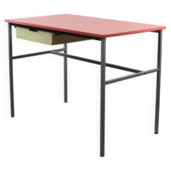 Bureau modèle