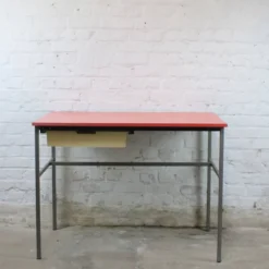 Bureau modèle
