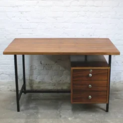 Bureau modèle
