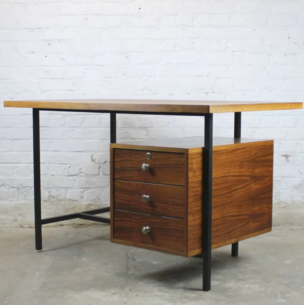 Bureau modèle "Minor" par Jean Domps édition Trefac