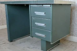 Bureau Métallique